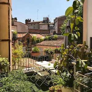 https://hotel-croix-baragnon.midi-pyreneeshotels.com